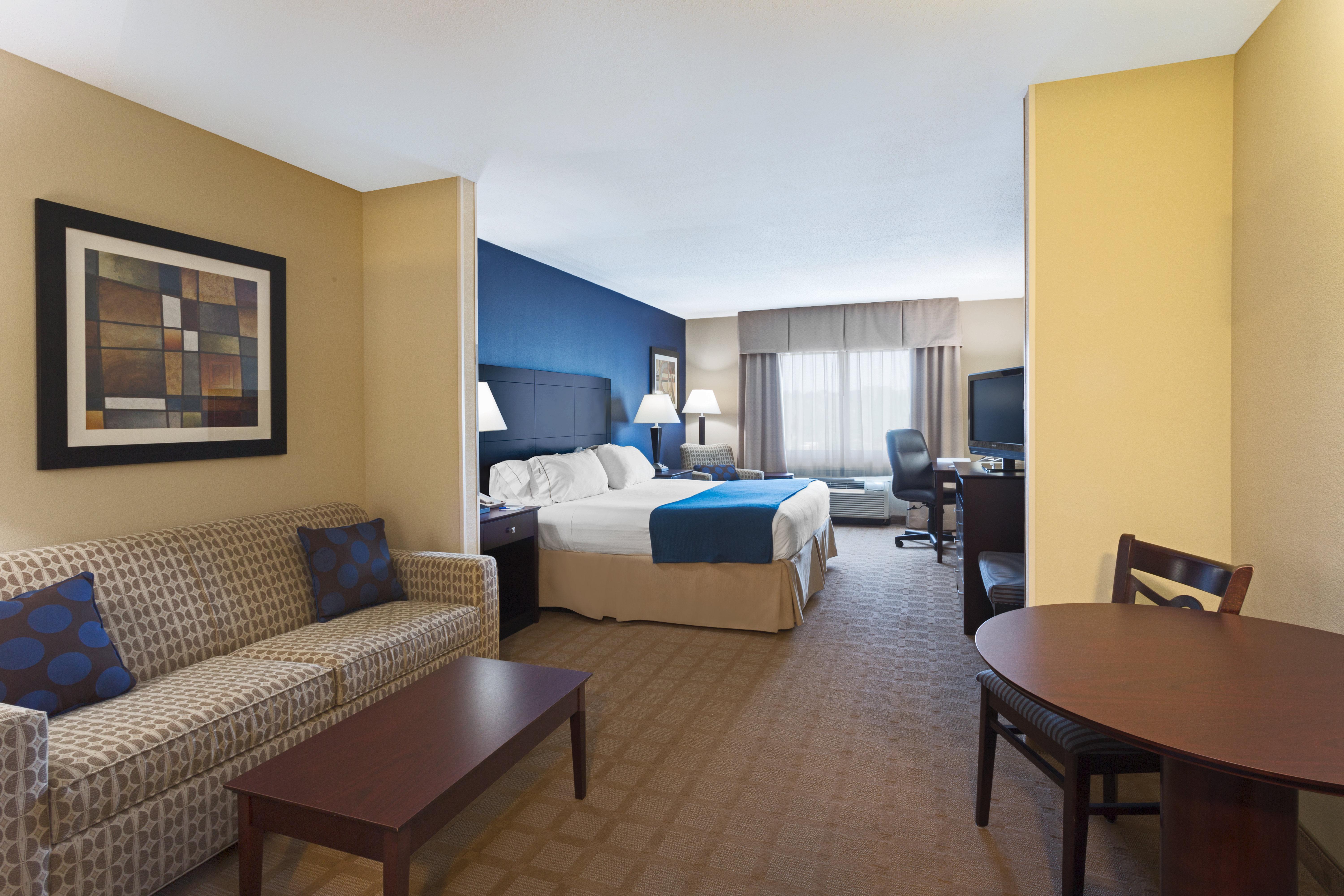 Holiday Inn Express Hotel & Suites Fort Pierce West By Ihg Exterior photo